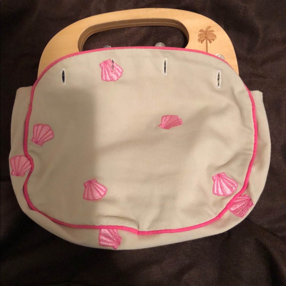 Lilly Pulitzer reversible handbag with 1 cover.